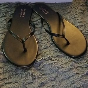 New Lauren Conrad black flip flops size 7
